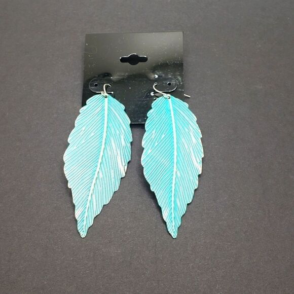 Turquoise metal Feather drop Earrings - Picture 1 of 2